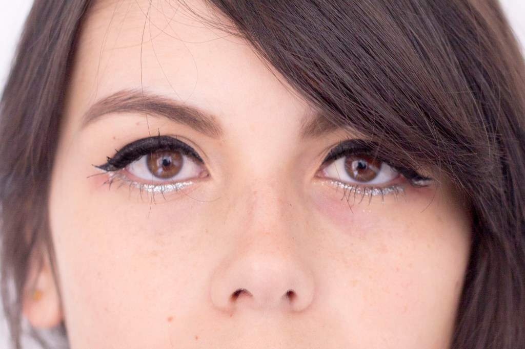 Un maquillaje brillante para esta época&nbsp;navideña