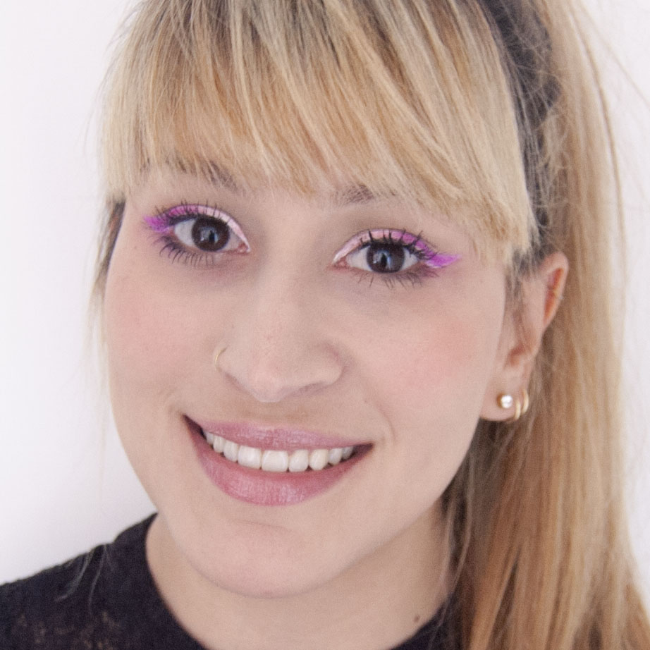 Ponle color a tus ojos con delineador blanco y sombras&nbsp;rosadas