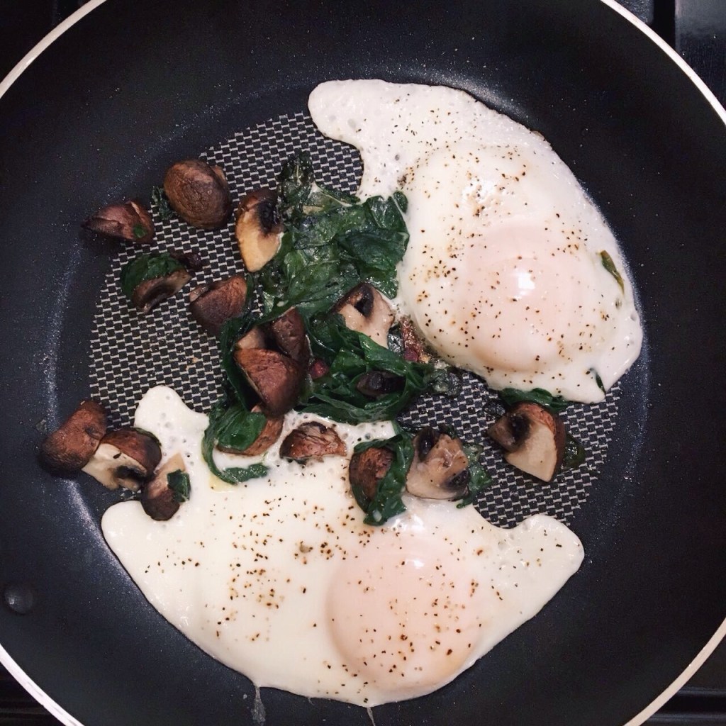 Huevos + Champiñones + Espinaca = Combinación&nbsp;perfecta