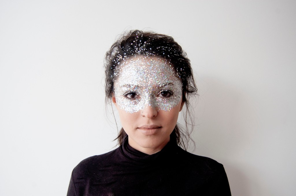 Disfraces de último momento: ANTIFAZ&nbsp;BRILLANTE