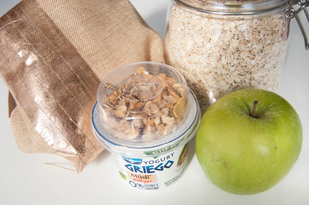 Lonchera con detalles&nbsp;metálicos